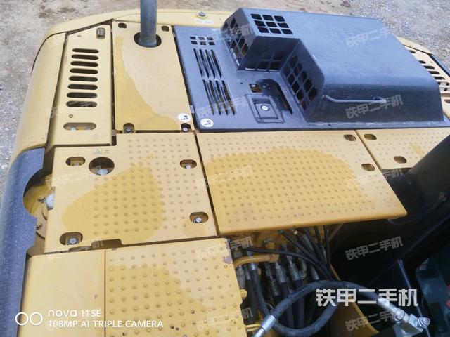 气门室盖螺丝特写（上车部件）