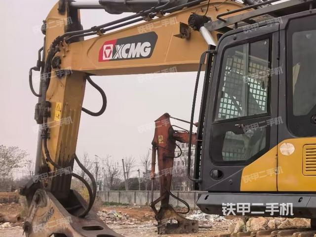 小臂整体左后（工作和回转装置）