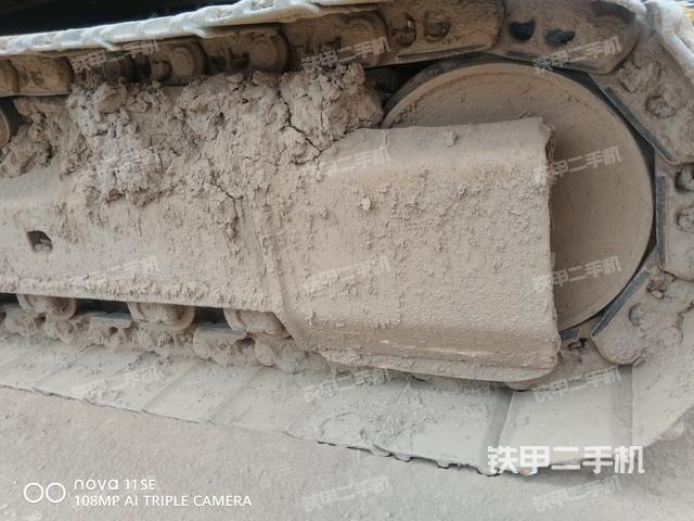 右側(cè)履帶整體（行走機(jī)構(gòu)）