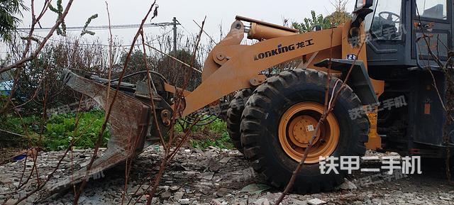 工作裝置整體（整機外觀及大件）