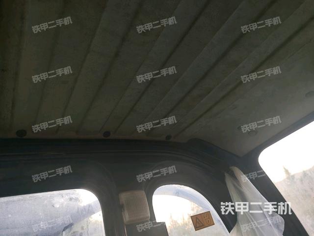 駕駛室左后45度（駕駛室部分）