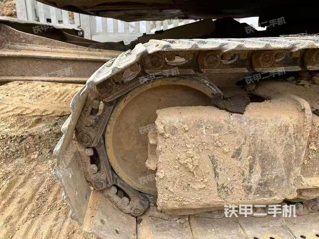 单侧履带整体（整机外观）