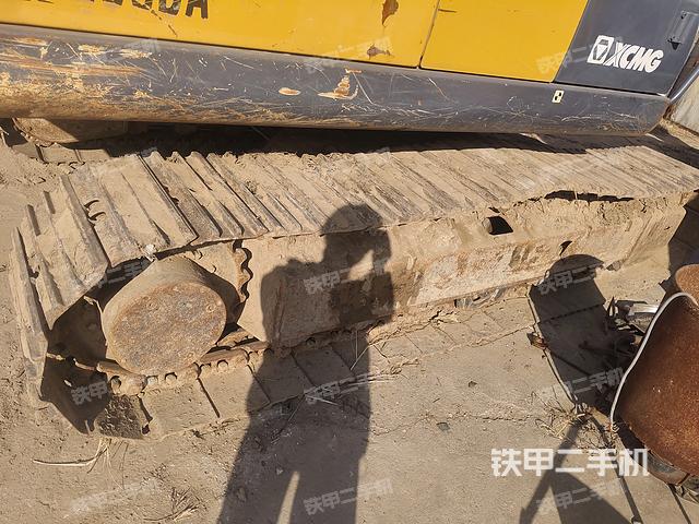 單側(cè)履帶整體（整機(jī)外觀）