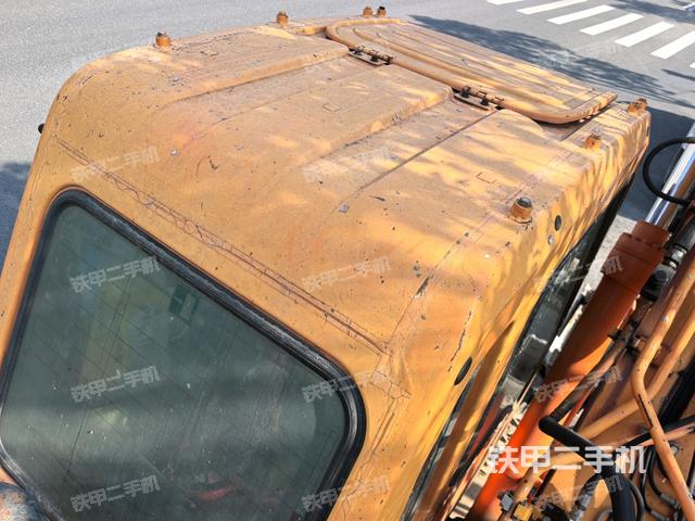 駕駛室頂部俯視（上車部件）