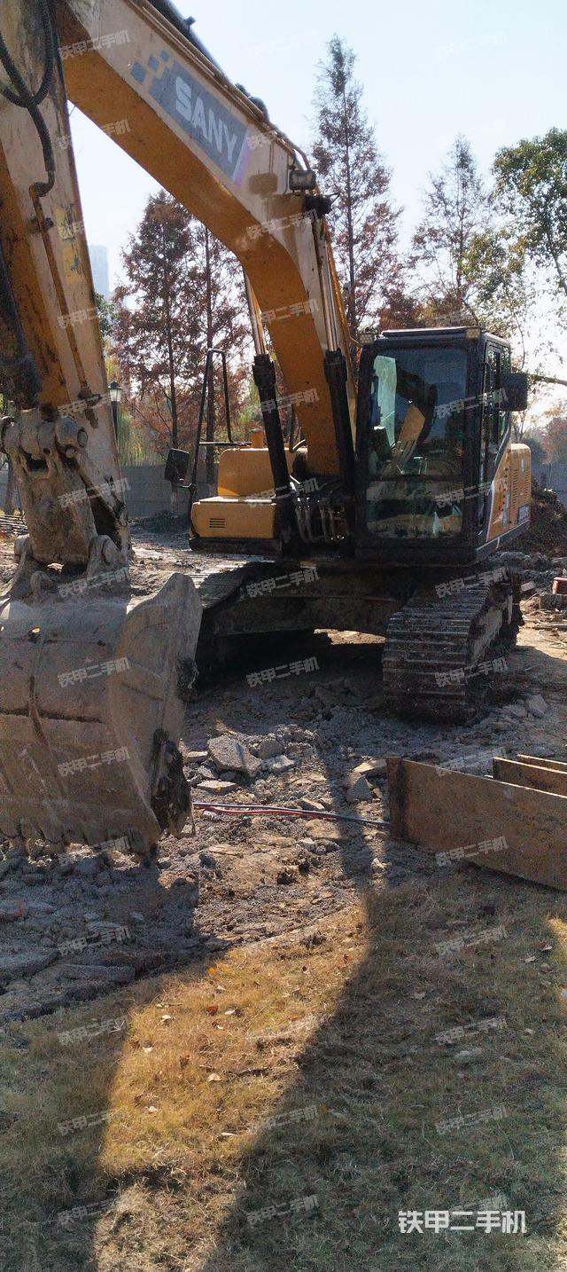 三一重工SY205C挖掘機