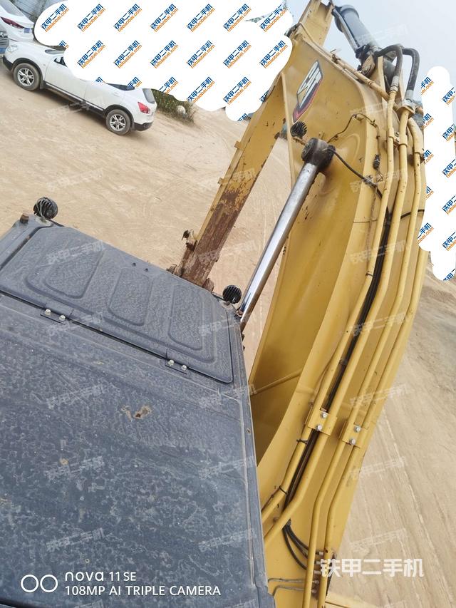 小臂整體左后（工作和回轉(zhuǎn)裝置）