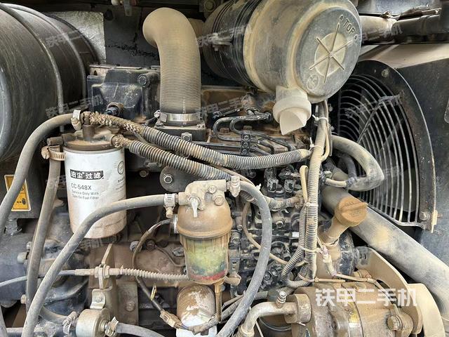 发动机整体俯视（整机外观）