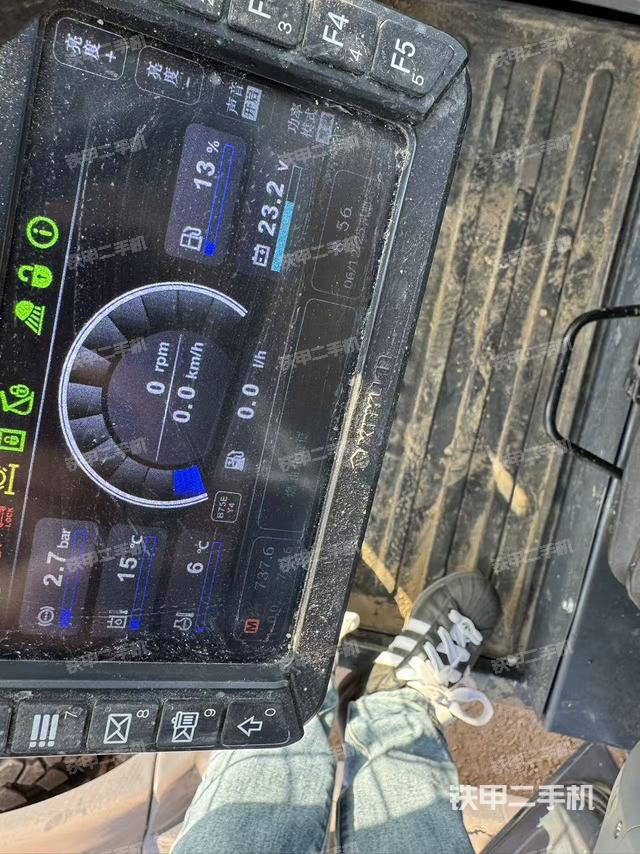 小時(shí)表（駕駛室部分）