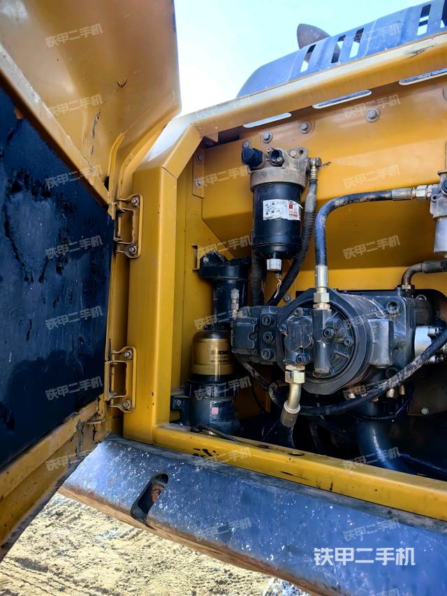 液壓泵室（大件艙室）