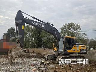 沃爾沃EC200DAG挖掘機(jī)實拍圖片