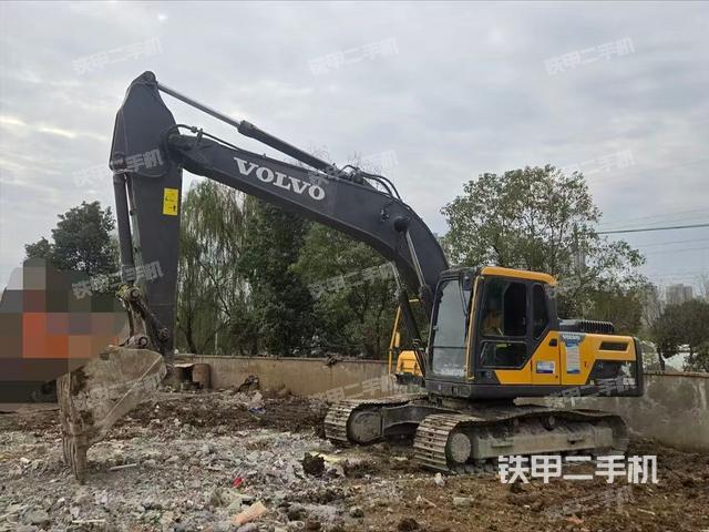 沃爾沃EC200DAG挖掘機