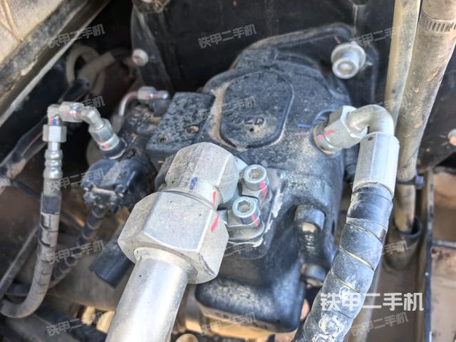 液压泵室（大件舱室）