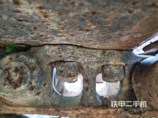 左導(dǎo)向輪（行走機(jī)構(gòu)）