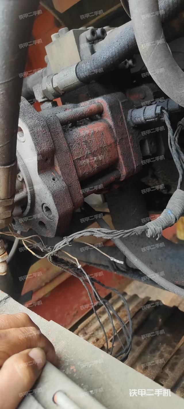 液压泵室（大件舱室）