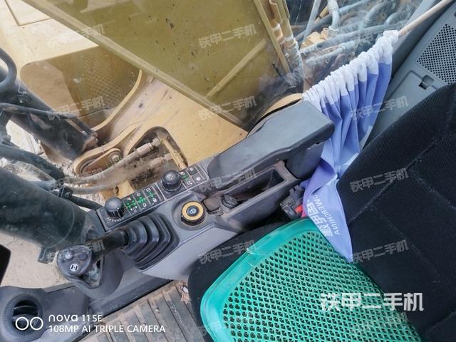 后窗玻璃角標(biāo)（駕駛室部分）