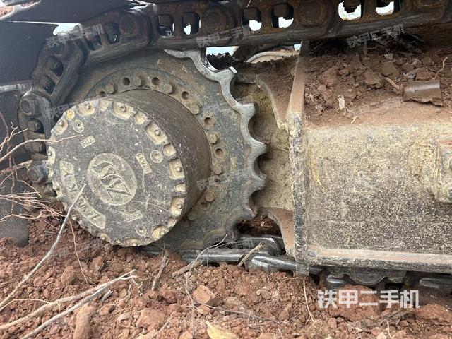 右侧行走马达盖板（行走机构）