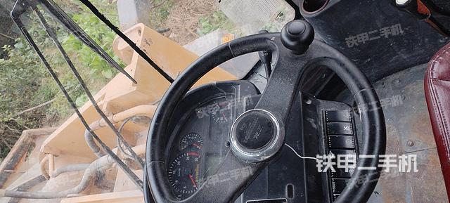 駕駛室操作臺（整機外觀及大件）