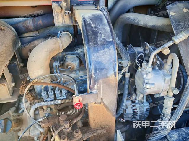 發(fā)動(dòng)機(jī)整體俯視（整機(jī)外觀）