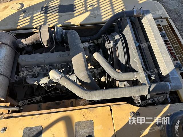 發(fā)動機(jī)整體俯視（整機(jī)外觀）