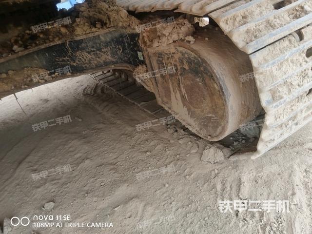 左側(cè)行走馬達(dá)蓋板（行走機(jī)構(gòu)）