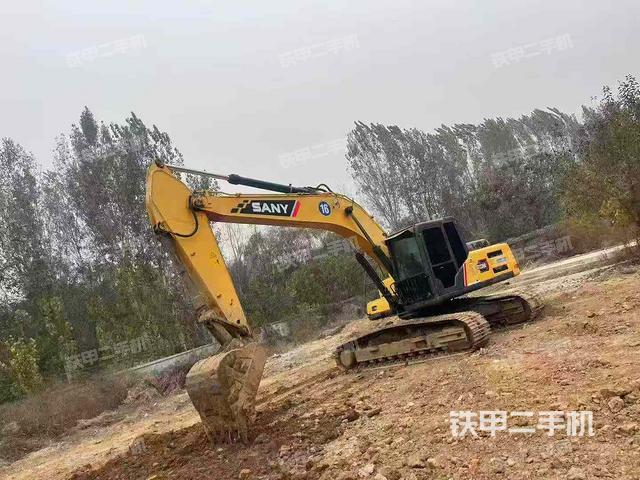 駕駛室頂部（整機(jī)外觀）