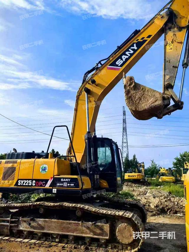 駕駛室頂部（整機(jī)外觀）