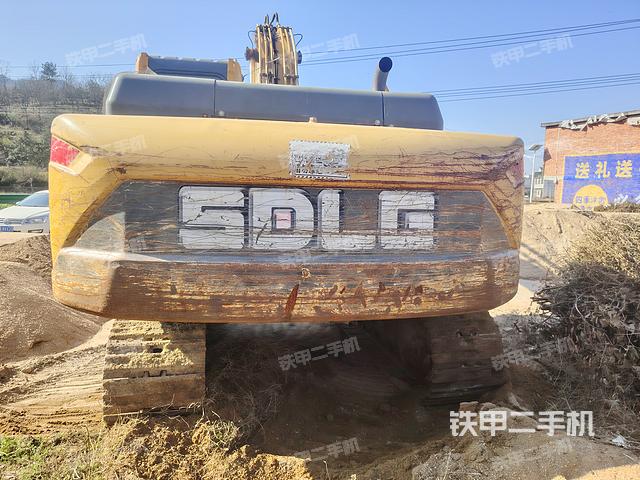 发动机整体俯视（整机外观）