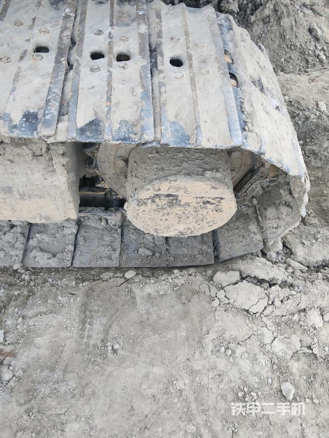 左側(cè)行走馬達(dá)蓋板（行走機構(gòu)）