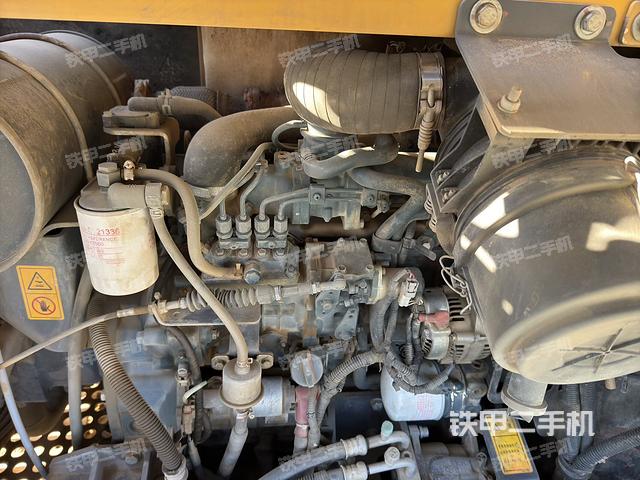 發(fā)動(dòng)機(jī)整體俯視（整機(jī)外觀）