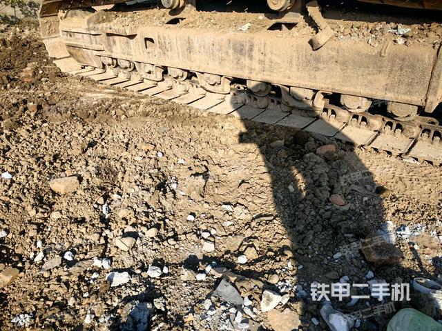 左側(cè)履帶整體?（行走機(jī)構(gòu)）