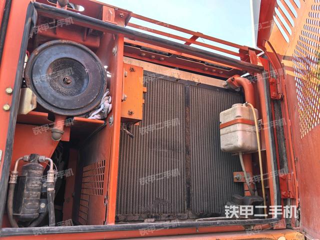 散熱器正面（大件艙室）