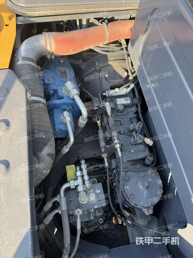 液壓泵室（大件艙室）