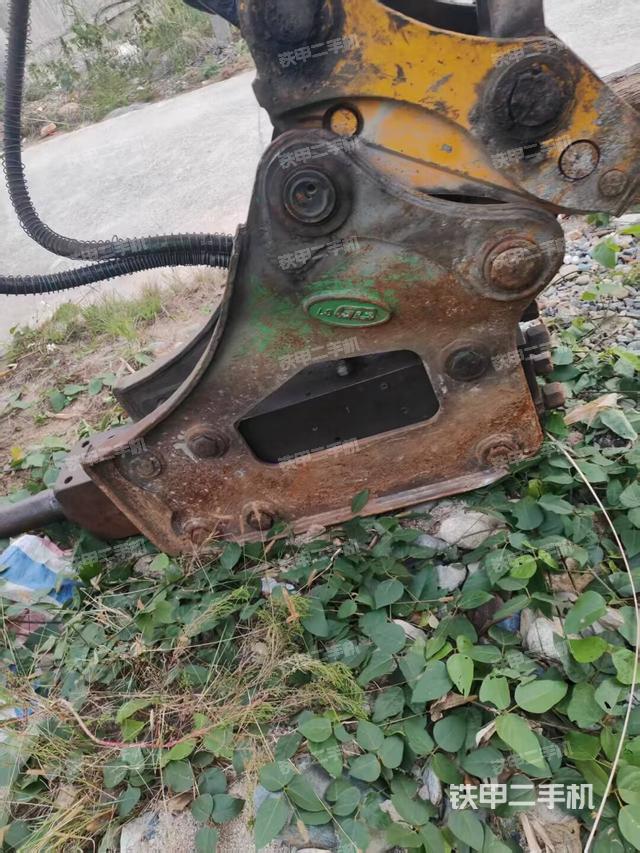 大臂整体 右侧（工作和回转装置）