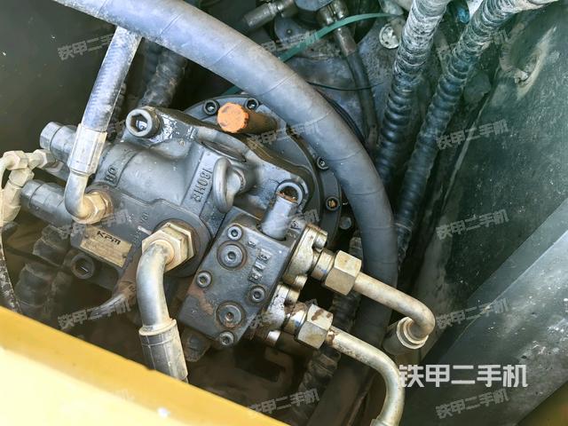 回轉(zhuǎn)馬達(dá)（上車部件）