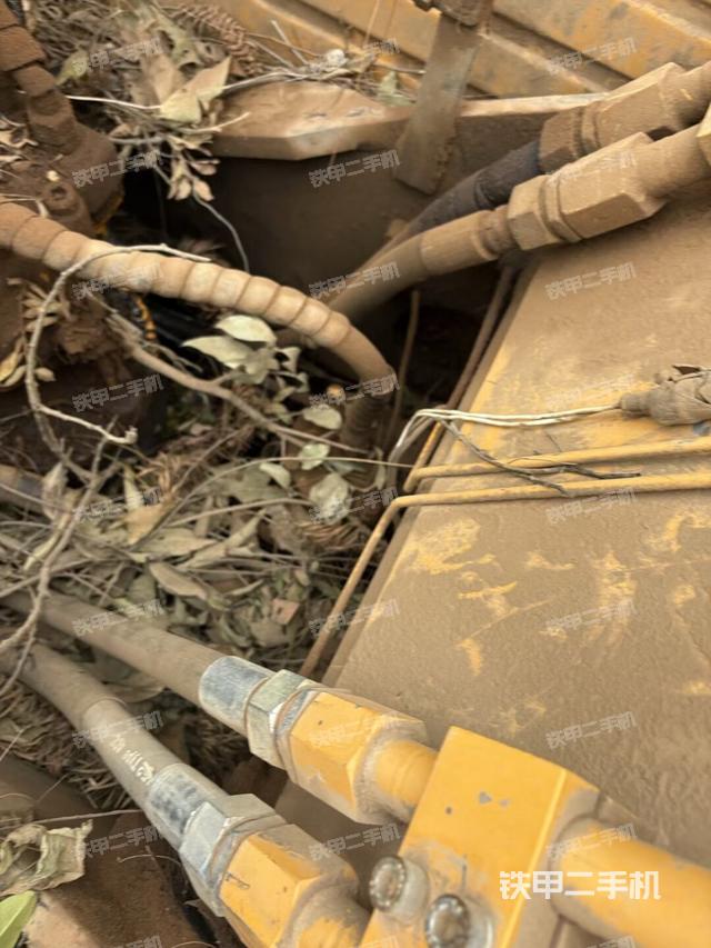 驾驶室顶部俯视（上车部件）