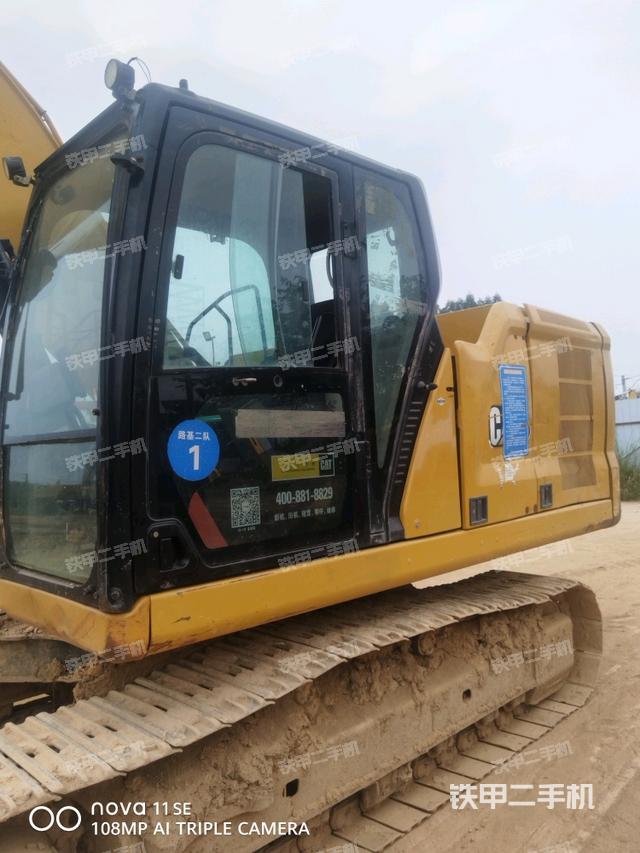 駕駛室左前45度（駕駛室部分）