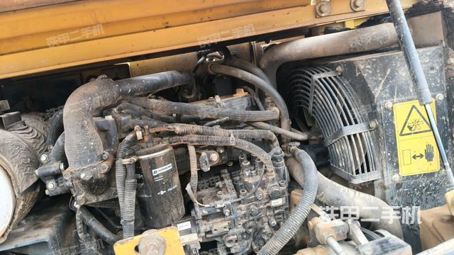 發(fā)動(dòng)機(jī)整體俯視（整機(jī)外觀）