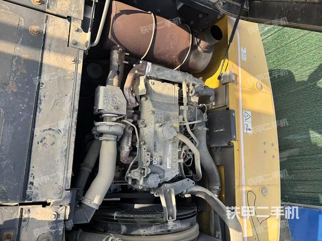 發(fā)動機(jī)整體俯視（整機(jī)外觀）