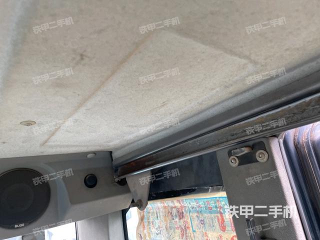 座椅左側(cè)控制臺/音響/含左手柄（駕駛室部分）