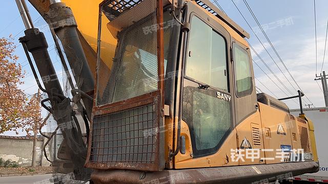 三一重工SY465H-9挖掘机