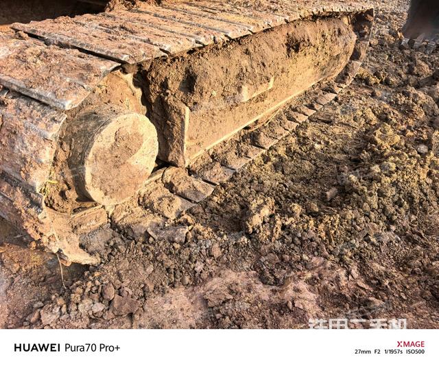 左導(dǎo)向輪（行走機(jī)構(gòu)）