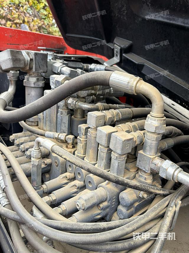 發(fā)動(dòng)機(jī)整體俯視（整機(jī)外觀）