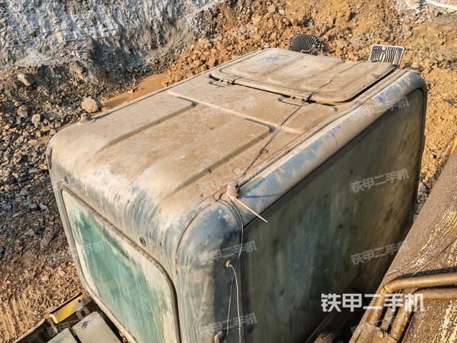 驾驶室顶部俯视（上车部件）