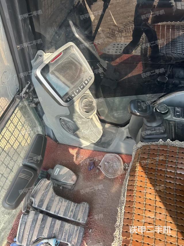 显示屏 （驾驶室部分）