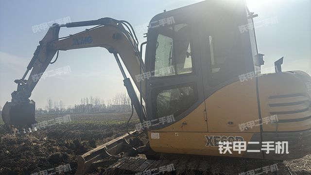 徐工XE60DA挖掘机