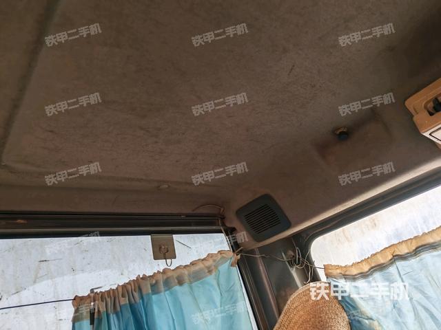 驾驶室左前45度（驾驶室部分）