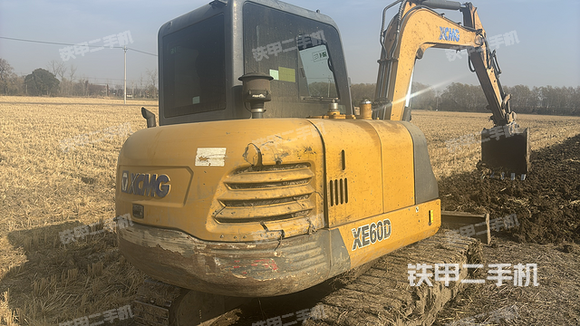 整机右后45°（整机外观）