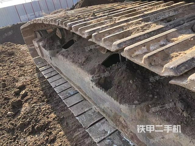 单侧履带整体（整机外观）