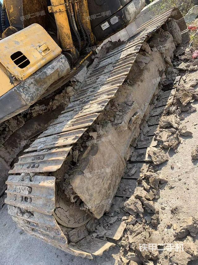 单侧履带整体（整机外观）