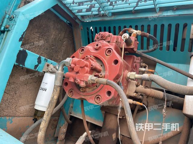 液壓泵室（大件艙室）